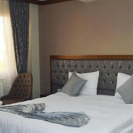 Otel Grand Sera 3*