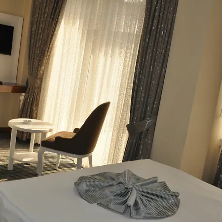 Otel Grand Sera