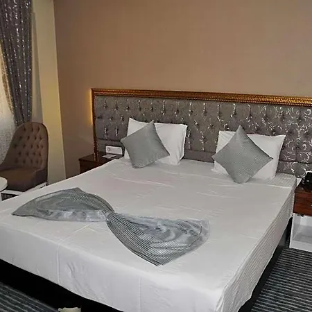 Grand Sera Hotel