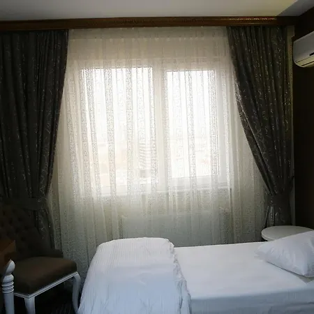 Grand Sera 호텔 3*