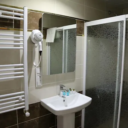 Szálloda Grand Sera 3*