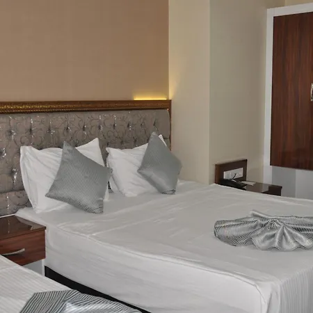 Grand Sera Hotel 3*