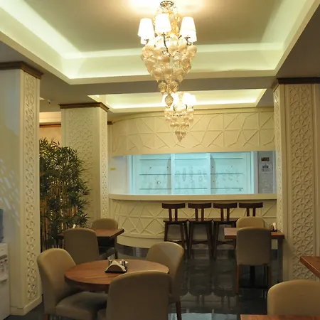 Hotel Grand Sera 3*