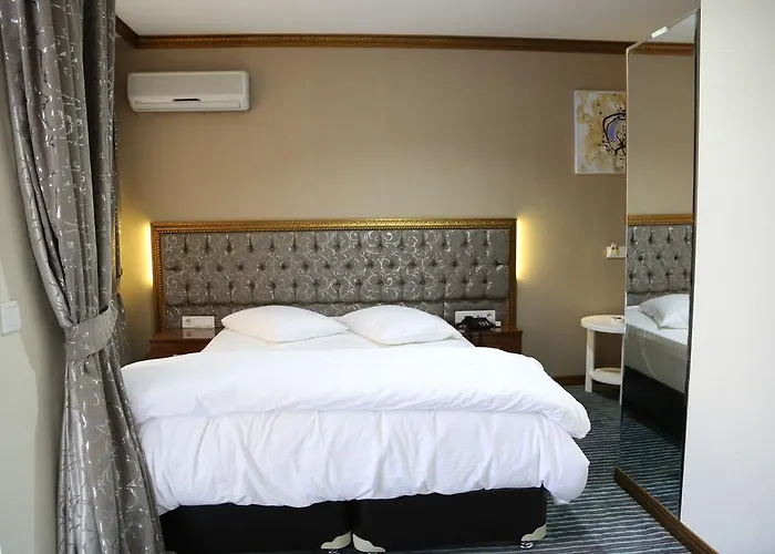 Grand Sera Szálloda 3*