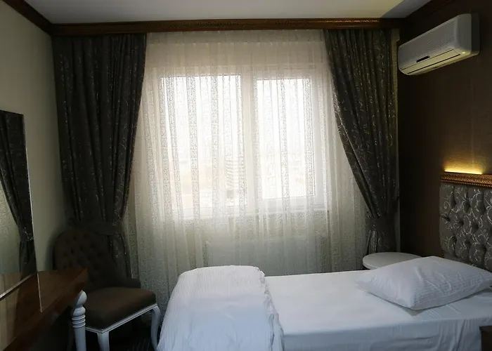 Grand Sera Ξενοδοχείο 3*